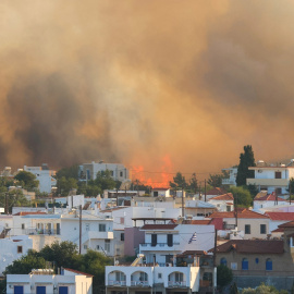 Incendio en la isla de Rodas, en Grecia, a 25 de julio de 2023.