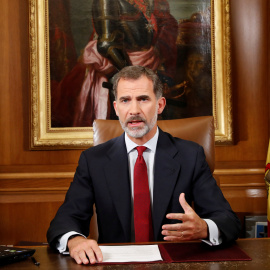 El rey Felipe VI dirige un mensaje a los españoles dos días después del referéndum del 1-O organizado por la Generalitat sobre la independencia de Catalunya. REUTERS/Casa de S.M. el Rey/Francisco Gomez