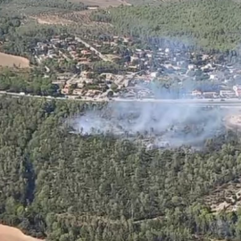 1-8-2023 El foc a Mont-roig del Camp ha començat als afores de la urbanització el Casalot