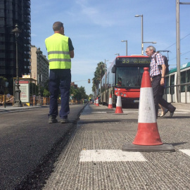 07/2023 - Obras de pavimentación en Barcelona.