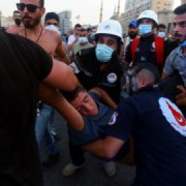 Decenas de heridos en las protestas durante el primer aniversario de la explosión en Beirut