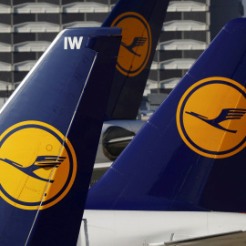 Aviones de Lufthansa en el aeropuerto de Fráncfort. REUTERS/Kai Pfaffenbach