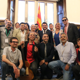 05/2023 - Representants de la candidatura de la Plataforma per la Defensa de la Rumba Catalana amb el president del Govern, Pere Aragonès.