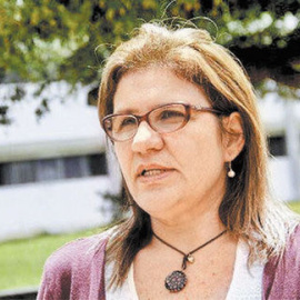 Pasqualina Curcio es Curcio es Profesora Titular del Departamento de Ciencias Económicas y Administrativas y de la Coordinación de Postgrados en Ciencia Política de la Universidad Simón Bolívar y miembro del Consejo Directivo de la Fundación Institu