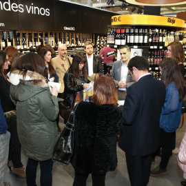 Presentación de la nueva bodega online de Carreofour en la localidad de Alcobendas (Madrid). E.P.