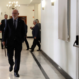 El fiscal general del Estado, José Manuel Maza, a su llegada a la rueda de prensa en la que ha anunciado que la Fiscalía se ha querellado contra el Govern y contra la Mesa del Parlament. EFE/ Ballesteros