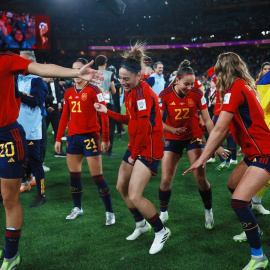 Las jugadoras bailan para celebrar su victoria en la final del Mundial de fútbol femenino, a 20 de agosto de 2023 en Sídney