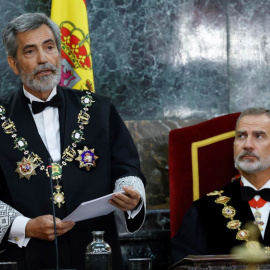 El presidente del Tribunal Supremo, Carlos Lesmes, ante el rey Felipe, interviene en el acto de apertura del Año Judicial en la sede del Tribunal, en Madrid, a 7 de septiembre de 2022.