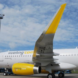 Vueling cancela 64 vuelos por la huelga en Francia. EUROPA PRESS