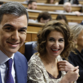 13/3/24 - El presidente del Gobierno, Pedro Sánchez, junto a la vicepresidenta y ministra de Hacienda, María Jesús Montero, durante la sesión de control al Gobierno celebrada este miércoles en el Congreso.