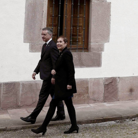 El lehendakari Iñigo Urkullu i la presidenta de Navarra, Uxue Barkos, minuts abans de la declaració conjunta. EFE