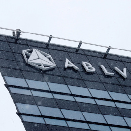 El logo del banco lituano ABLV en su sede central en Riga. REUTERS/Ints Kalnins