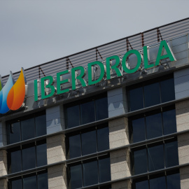 Fachada de la sede de Iberdrola, a 31 de marzo de 2023, en Madrid (España).