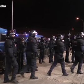 Un centenar de Mossos registra la discoteca Waka de Sabadell