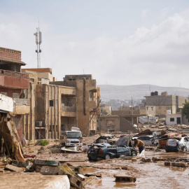 Imagen distribuida por el Departamento de Comunicación del Gobierno de Libia en una red social que muestra los destrozos en la ciudad de Derna, la más afectada por las lluvias torrenciales que han dejado por el momento unas 2.400 víctimas mortales y 10