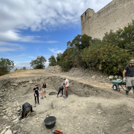 18-9-2023 L'excavació s'ha fet a pocs metres del Castell de Mur