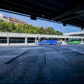 Autobuses aparcados en la Estación de Autobuses Méndez-Álvaro, a 1 de septiembre de 2023, en Madrid