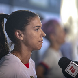 Alex Morgan durante una rueda de prensa, a 2 de agosto de 2019.