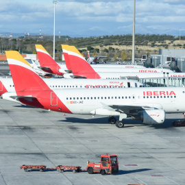 Aviones en las pistas en el aeropuerto Adolfo Suárez Madrid-Barajas, a 7 de enero de 2024, en Madrid (España).