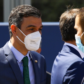 Pedro Sánchez durante la reunión en Oporto.