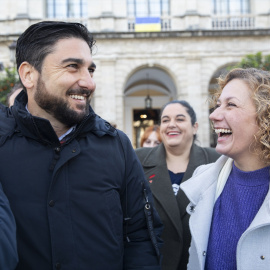 Ismael Sánchez, de IU, y Susana Hornillo,  de Podemos, candidata a la alcaldía de Sevilla.