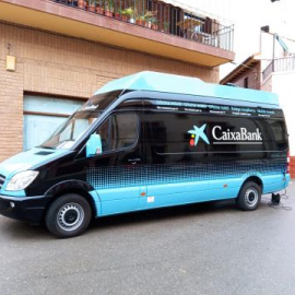 "Ofibus" de Caixa Bank en un pueblo de Palencia.