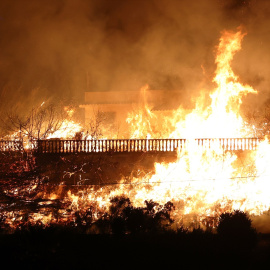 Incendio producido en la localidad siciliana de Trapani, a 28 de agosto de 2023.