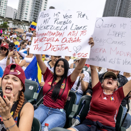 3 de agosto de 2024. Los residentes en Miami protestan en contra de los resultados electorales que dan la presidencia de Venezuela a Nicolás Maduro, a 3 de agosto de 2024.