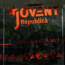 Foto de archivo de la fachada de la sede central de Jovent Republicà, a 5 de agosto de 2024, en Barcelona, Catalunya (España).