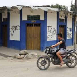 El Gobierno colombiano y las disidencias de las FARC se reúnen para "allanar el camino" hacia la paz