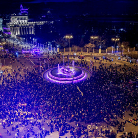 Panorámica de una manifestación por el 8M, Día Internacional de la Mujer, desde la plaza de Atocha hasta la de Colón de Madrid, a 8 de marzo de 2022.