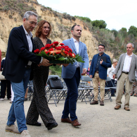 La consellera Gemma Ubasart encapçala l'ofrena floral al monument de la Pietat pels immolats per la llibertat de Catalunya.