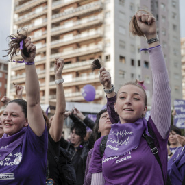 El Moviment Feminista de València celebra el 8 de Marzo con una manifestación bajo el lema "Feminismo: justicia, igualdad y derechos para las mujeres".