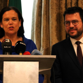 24/03/2023 - Mary Lou McDonald, presidenta del Sinn Féin, i Pere Aragonès, després de reunir-se a Dublín.