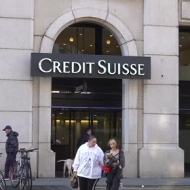 Credit Suisse pierde más de una cuarta parte de su valor en la bolsa de Zúrich