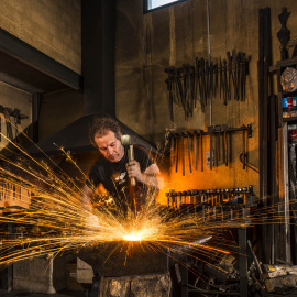 Enric Pla Montferrer, mestre artesà forjador