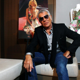 El diseñador Roberto Cavalli posa para una foto en Sidney (Australia), a 30 de octubre de 2012 (Archivo).