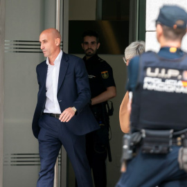 El expresidente de la Real Federación Española de Fútbol, Luis Rubiales, sale de declarar de la Audiencia Nacional, a 15 de septiembre de 2023, en Madrid.