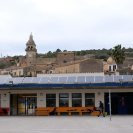 Los paneles solares del CEIP Mestre Guillemet de Santa Eugenia (Mallorca).