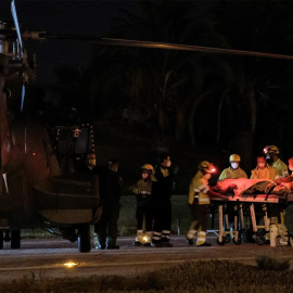 Imagen del la llegada a Las Palmas del helicóptero del Ejército en el que falleció Yamila, de cinco años, tras dos semanas a la deriva en una patera en el Atlántico. En Las Palmas de Gran Canaria el 30 de junio de 2021.