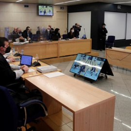 Vista general del tribunal durante el juicio por la presunta caja 'b' del PP, el 8 de febrero de 2021, en la sede de la Audiencia Nacional en San Fernando de Henares (Madrid).