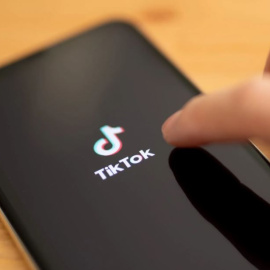 La aplicación TikTok en un dispositivo móvil.