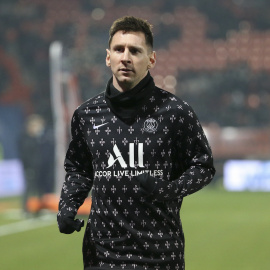 Lionel Messi durante un partido de fútbol del campeonato francés de liga frente al FC Lorient, a 22 de diciembre de 2021, en Lorient, Francia.