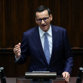 27/11/2023 - El primer ministro polaco, Mateusz Morawiecki, habla durante la primera sesión del recién elegido parlamento polaco en Varsovia, Polonia, el 27 de noviembre de 2023.