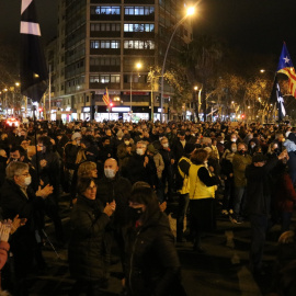 12/02/2022 - Centenars de persones han tornat a tallar la Meridiana aquest dissabte, el primer sense l'autorització d'Interior.