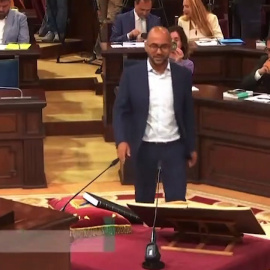 Omar Lamin (PSOE), primer diputado saharaui en un parlamento español: "Prometo por la justa lucha de mi pueblo"