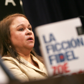 Zoe Valdés durante la presentación de su libro 'La elección de Fidel'.