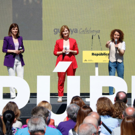 La candidata d'ERC per Lleida, Marta Vilalta, la de Tarragona, Raquel Sans i la de Girona, Laia Cañigueral