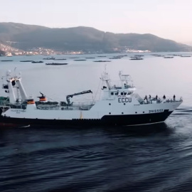 Varios tripulantes de un pesquero español, en cuya tripulación figuran varios ciudadanos peruanos y españoles, fallecieron este martes tras el hundimiento del barco, que faenaba en las aguas canadienses de Terranova