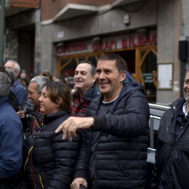 El secretario general de Sortu, Arnaldo Oteg, en un amnifestación en Bilbao en apoyo de los presos de ETA. REUTERS/Vincent West